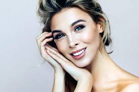 Male models have perfect posture, so forward grown faces (cheekbones, jaw,etc) and correct swallowing, contributing to the hollow look. Sunken Cheeks 15 Healthy Home Remedies To Fix Sunken Cheeks