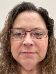 I have received my first order and I am impressed. I wish it had arrived  before my doctor's appointment. The package included a surprising number of  items. LUMINESS, you have surpassed my