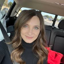 Who can install a chain link fence and gate in Lake Havasu City?