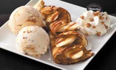 Crepes Caramel Banane Chantilly Noisettes Caramelisees Boule De Glace Banoffee Food Sweets Recipes Caramel