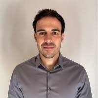 200+ perfiles de «P'ou»