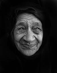 Beautiful Old Woman Portrait Black And White Old Lady Face Portrait Old Faces Interesting Faces