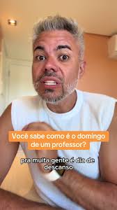 Professor Tom Ferreira