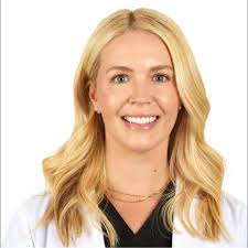 Allison Lester's Instagram, Twitter & Facebook