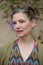 Marianne Majerus Garden Images