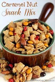 30 Addicting Snack Mix Recipes Yummy Munchies Decor Dolphin Snack Mix Recipes Snack Mix Nut Snacks Mix
