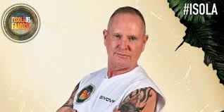 See more of there's only one paul gascoigne on facebook. Isola Dei Famosi Paul Gascoigne Is Back In The Game Ruetir
