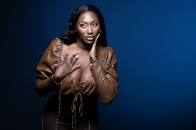 Maître gims mon coeur avait raison premium. Aya Nakamura La Pop Queen De Tous Les Records Loop Haiti