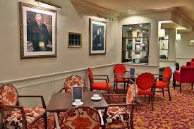 Call 07709 689884 or email info@totoevents.co.uk to book. Meeting Rooms At Reigate Manor Reigate Manor Hotel Reigate Uk Meetingsbooker Com