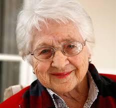 News: Author Elsa Joubert taught South African whites a lesson in history