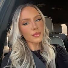 Tracy Kearney Instagram and TikTok Influencer Media Kit