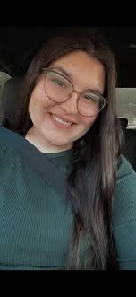 You did it!!! You made it to the weekend 🥳 Treat yourself in the best way  possible … you deserve it 🍷🍕❤️ #SelfCare #Pizza #Wine #WeekendVibes  #HomeRunInn