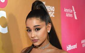 Celebrities change their hair colors so much, it's hard to know what their natural shade looks like. Ariana Grande Has Light Brunette Hair Color At Home Photos Allure