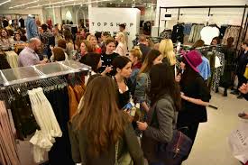4 257 216 · обсуждают: Primul Magazin Topshop Topman Din Romania Deschis In BucureÈ™ti Mall Vitan