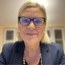 How to Choose a Booking System for Small Hotels