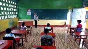 El ministro de educación, martín benavides, asegura que sector tiene como visión volver a la interacción física entre escolares y docentes en las aulas para un aprendizaje más eficaz. Minedu Precisa Que Retorno A Clases Presenciales No Es Obligatorio Gobierno Del Peru