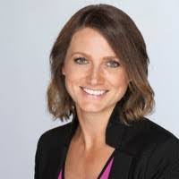 Sarah Spinks's Instagram, Twitter & Facebook