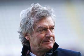 Giancarlo antognoni ist ein ehemaliger fußballspieler aus италия, (* 01 апр. K9qydf42dkbi3m