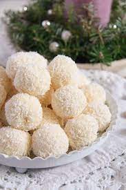 Three Ingredient Homemade Raffaello Coconut Almond Balls Recipe Coconut Balls Coconut Almond Coconut Recipes