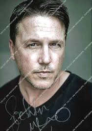 Autographe Lochlyn Munro