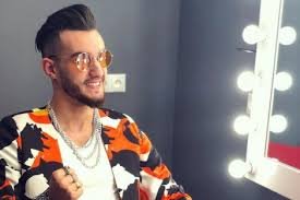 ونشر سعد لمجرد صورة تجمعهما عبر حسابه الرسمي بموقع تبادل الصور والفيديوهات إنستجرام ، وعلق على الصورة وكتب : ÙÙŠØ³Ø¨ÙˆÙƒÙŠÙˆÙ† Ø§Ù„Ù…ØºÙ†ÙŠ Ø¨Ù‡Ø§ÙˆÙŠ ÙŠØ³ØªØº Ù„ Ø§Ø³Ù… Ø³Ø¹Ø¯ Ù„Ù…Ø¬Ø±Ø¯