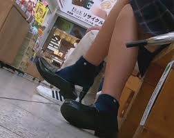 J○の靴脱ぎ動画(紺ソ編) | アダルト動画・画像のコンテンツマーケット Pcolle