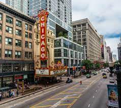 Regardless of weather though, chicago is an absolutely beautiful city with lots of fun things to do. Must See Chicago Walking Tours Chicago Architecture Center