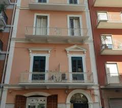 Case bari case in vendita in provincia di bari 1270 immobili € 99.000 casa di corte in vendita locorotondo, contrada pantaleo 3 locali 75 mq 2 bagni. Case In Vendita Da Privati Bari Murat Casadaprivato It