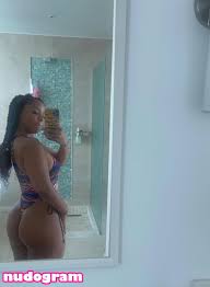 Chloe Bailey  chloebailey  chloebaileyyy  closecherries  https: Nude  Leaks OnlyFans Photo 318 - Nudogram v2.1
