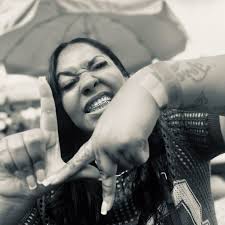 Where to buy Eagles merchandise and jerseys in Philadelphia?