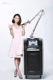 Jun 15, 2021 · 戴資穎轉發網友的立蛋照片。（圖／翻攝自facebook／戴資穎/ tai tzu ying） 沒想到戴資穎在15日就貼出一段30秒的影片，非常專心地兩眼緊盯著蛋，並用手扶慢慢對準羽毛球球頭的位置，才過6秒就順利立蛋。 çƒåŽæˆ´è³‡ç©Žä»£è¨€é†«ç¾Žæ°£è³ªå„ªé›…å¼•ç¶²å‹è®šçˆ† é©šè‰· åœ‹æ°'å¶åƒ å¤§ç´€å…ƒ