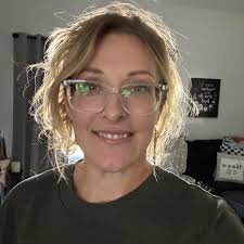 What is causing the horrible cat urine odor outside in Pooler, GA?