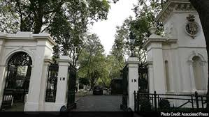 This was at that time in the news as it was mumbai's highest house bill till electricity date. Mukesh Ambani S Antilia Tops Forbes 2014 Pricey Billionaire Home List
