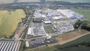 Automotive service, emergency roadside service, car dealership. Automobilka Jede Na Rychnovsku Ale Zmizely Volne Byty I Pocit Bezpeci Idnes Cz