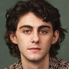 Ben Rose's Instagram, Twitter & Facebook