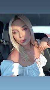 Alex Mary's Instagram, Twitter & Facebook