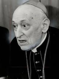 Julian Assange: Three oda men wey hide for embassy, one even stay reach 15  years