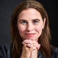 Donna Crossman's Instagram, Twitter & Facebook