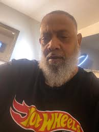 Kevin MrBigg Smith (@biggdabarber) • Instagram photos and videos