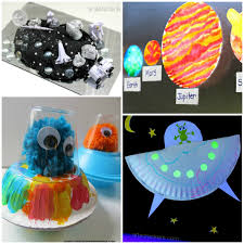 Free space themed cvc activity for kindergarten kids to practice building words, reading and writing skills! 20 Outer Space Crafts For Kids I Heart Arts N Crafts