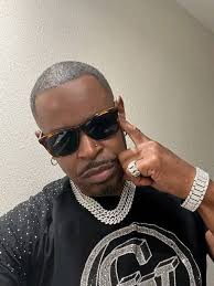 I got to meet the Metal Ambassador himself at Welcome To Rockville while I  was heading to see Kerry King!