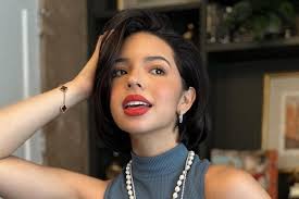 Savage x Fenty Vol. 4: cuánto cuesta la lencería de Ángela Aguilar del  desfile de Rihanna