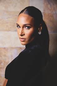 La Nuit est Belle With Lancôme