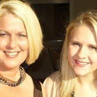 Amanda Kinley's Instagram, Twitter & Facebook