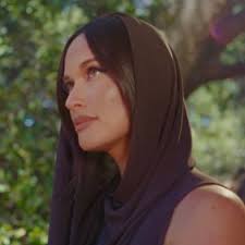 Karen Musgraves (KarenMusgraves@)