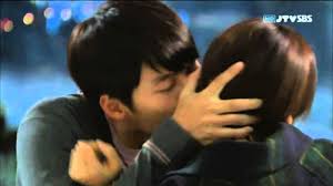 Dan juga kami menyediakan dalam bentuk batch dimana semua episode telah tergabung dalam 1 file.format yang kami sediakan pun beragam, yaitu 720p, 540p, 480p, 360p. Secret Garden Hyun Bin We Were In Love Youtube