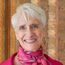 Female Sleuths: Amazon.co.uk: Paretsky, Sara, Pickard, Nancy, Cody, Liza,  Grafton, Sue, Dunlap, Susan, Hart, Carolyn G., Wheat, Carolyn, Fraser,  Antonia, Holt, Lorri, Leishman, Gina: 9781578155361: Books