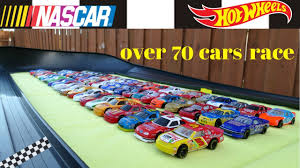 The current king of the hill is the #32 otter pops car. Hot Wheels 72 Nascar Tournament Race Best Toys Cars Fat Track Super Curve Youtube
