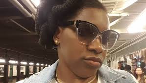 Who remember Mr. Kahn the science teacher.