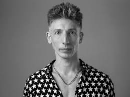 Federico Moura, los pro y los contra de llevar un nombre y apellido  icónicos del rock argentino